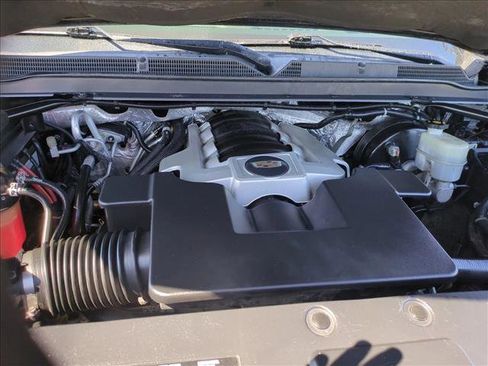 Used 2018 Cadillac Escalade ESV Luxury RWD image 24