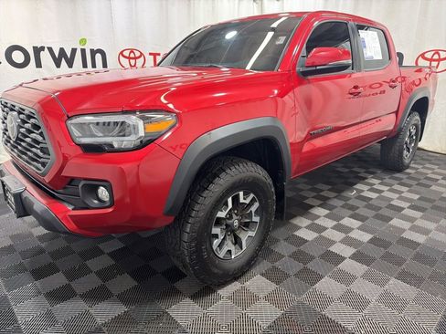Used 2023 Toyota Tacoma TRD Off-Road image 3
