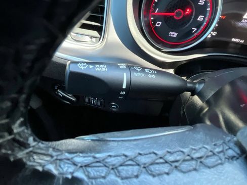 Used 2020 Dodge Charger SXT RWD image 15