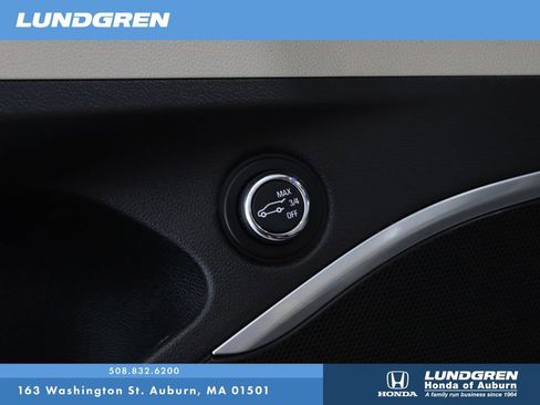 Used 2018 Buick Enclave Premium w/ Experience Buick Package AWD/4WD image 10