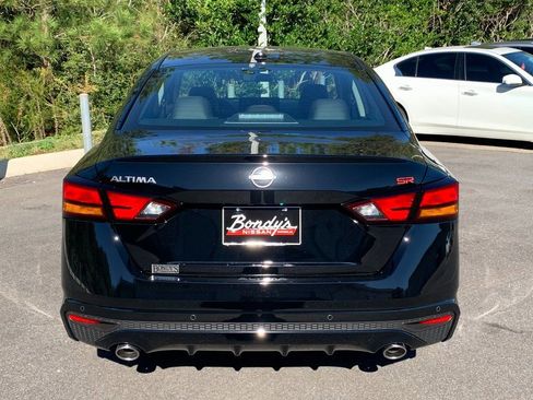 New 2025 Nissan Altima 2.5 SR w/ SR Premium Package image 4