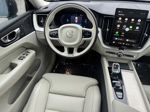 New 2026 Volvo XC60 T8 Ultra w/ Protection Package Premier image 17