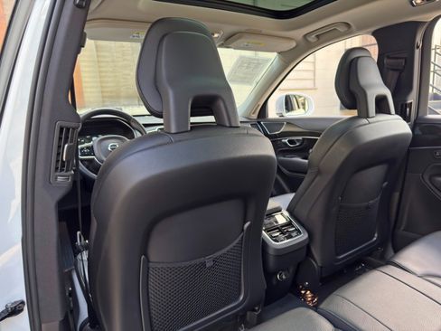 Used 2017 Volvo XC90 T6 Momentum w/ Vision Package AWD/4WD image 34