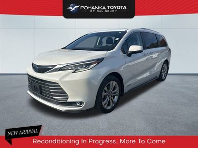 Used 2021 Toyota Sienna Platinum