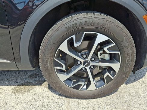 Used 2023 Kia Sportage EX w/ EX Premium Package AWD/4WD image 9