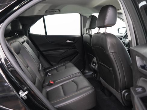 Used 2021 Chevrolet Equinox Premier AWD/4WD image 12