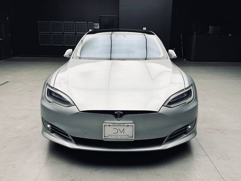 Used 2018 Tesla Model S 100D AWD/4WD image 11