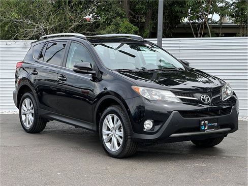 Used 2015 Toyota RAV4 Limited AWD/4WD image 8