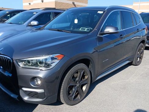 Used 2018 BMW X1 xDrive28i AWD/4WD image 1