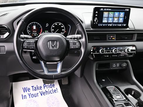 Used 2025 Honda Pilot EX-L image 30