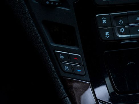 Used 2011 Cadillac CTS V RWD image 16