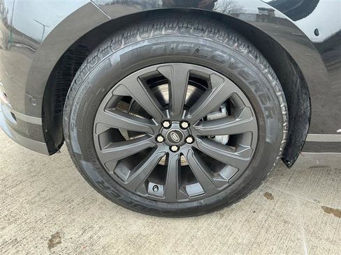 Used 2018 Land Rover Range Rover Velar R-Dynamic SE image 25