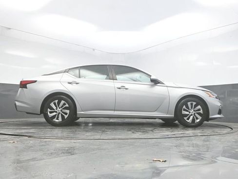 Used 2021 Nissan Altima 2.5 S image 34