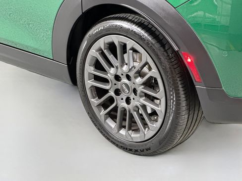 Certified 2025 MINI Cooper S image 10