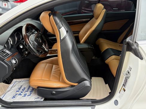 Used 2016 Mercedes-Benz E 550 Coupe w/ Premium 2 Package image 31