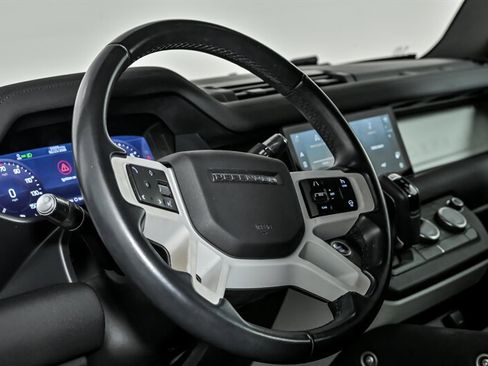 Used 2021 Land Rover Defender 110 image 20