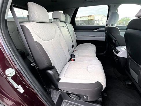 Used 2022 Hyundai Palisade SE image 29