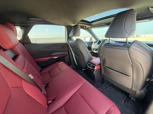Used 2024 Lexus RX 350 F Sport w/ Convenience Package AWD/4WD image 17