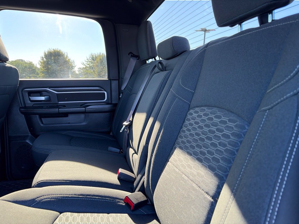 Used 2025 RAM 3500 Lone Star AWD/4WD image 34
