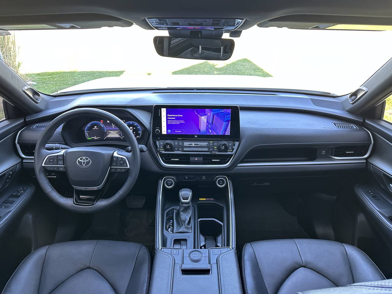 Used 2025 Toyota Grand Highlander AWD Hybrid image 35