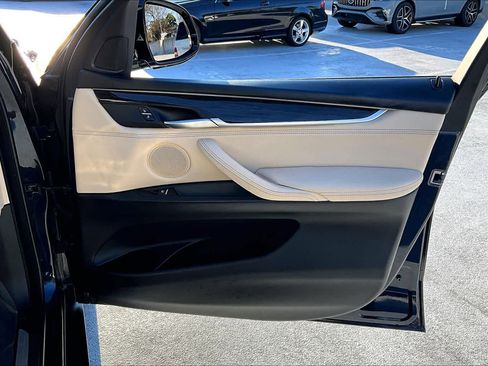 Used 2018 BMW X5 xDrive40e image 21