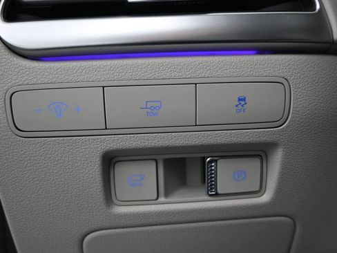 Used 2025 Hyundai Palisade Calligraphy image 19