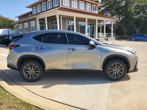 Used 2023 Lexus NX 250 FWD w/ Towing Package (2000 Lbs) image 8