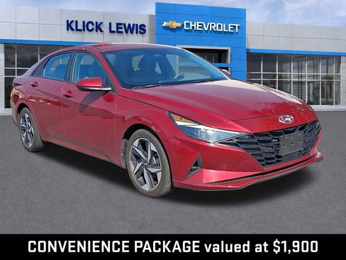 Used 2023 Hyundai Elantra SEL w/ Convenience Package FWD image 1