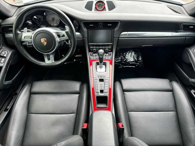 Used 2014 Porsche 911 Carrera 4S AWD/4WD image 17