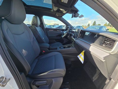New 2026 Volkswagen Tiguan SE R-Line AWD/4WD image 12