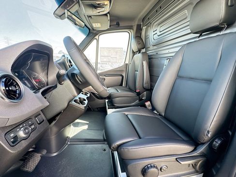 New 2026 Mercedes-Benz Sprinter 2500 image 18
