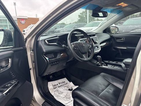 Used 2013 Toyota Avalon Limited FWD image 9