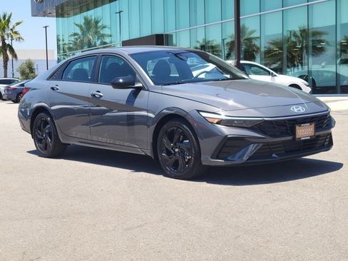 New 2026 Hyundai Elantra Sport FWD image 33