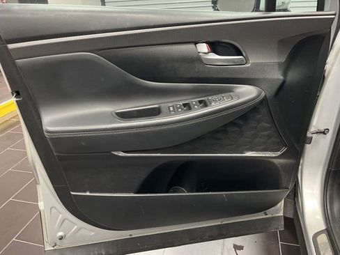 Used 2019 Hyundai Santa Fe Limited image 10