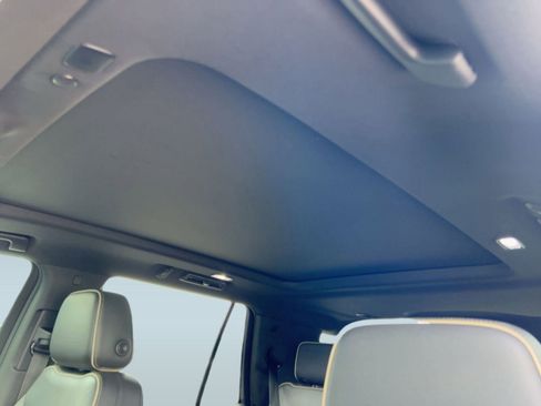 Certified 2021 Chevrolet Tahoe Premier w/ Premium Package image 15