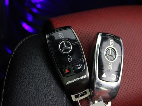 Used 2020 Mercedes-Benz CLA 35 AMG 4MATIC image 30