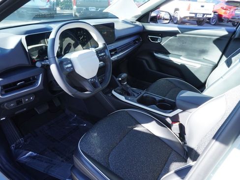 Used 2025 Kia K4 GT-Line image 16