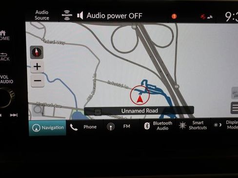 Used 2023 Honda Pilot Touring image 14