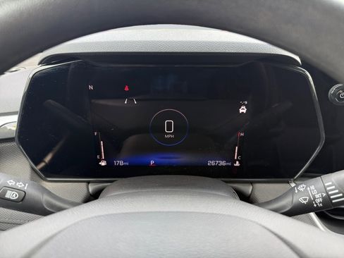 Used 2024 Chevrolet TrailBlazer LS w/ LS Convenience Package image 11