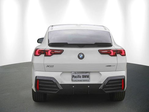 New 2026 BMW X2 xDrive28i w/ Technology Package AWD/4WD image 5