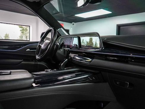Used 2023 Cadillac Escalade V AWD/4WD image 16