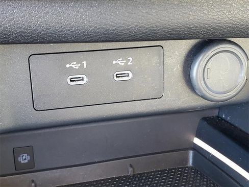 Certified 2025 Nissan Rogue SL image 26