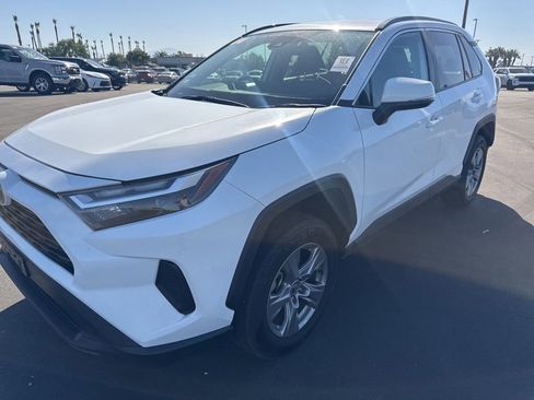 Used 2024 Toyota RAV4 XLE FWD image 5