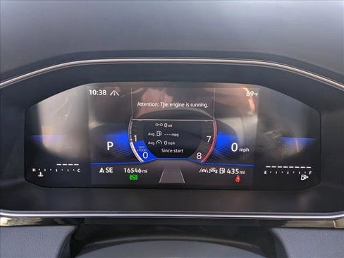 Used 2025 Volkswagen Jetta Sport image 11