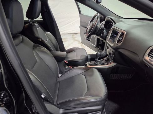 Certified 2021 Jeep Compass 80th Special Edition image 10