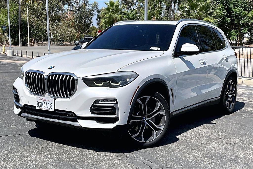 Used 2020 BMW X5 xDrive40i w/ Convenience Package AWD/4WD image 2