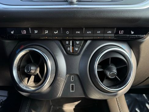 Used 2022 Chevrolet Blazer LT image 27