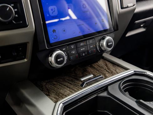 Used 2018 Ford F250 Lariat w/ Chrome Package AWD/4WD image 45
