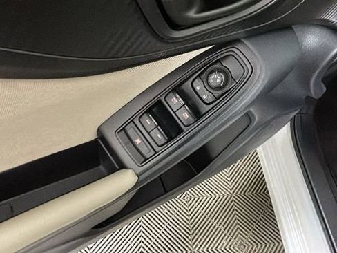 Used 2020 Subaru Impreza 2.0i AWD/4WD image 11