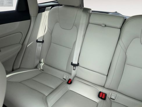 New 2026 Volvo XC60 T8 Ultra w/ Protection Package Premier image 13